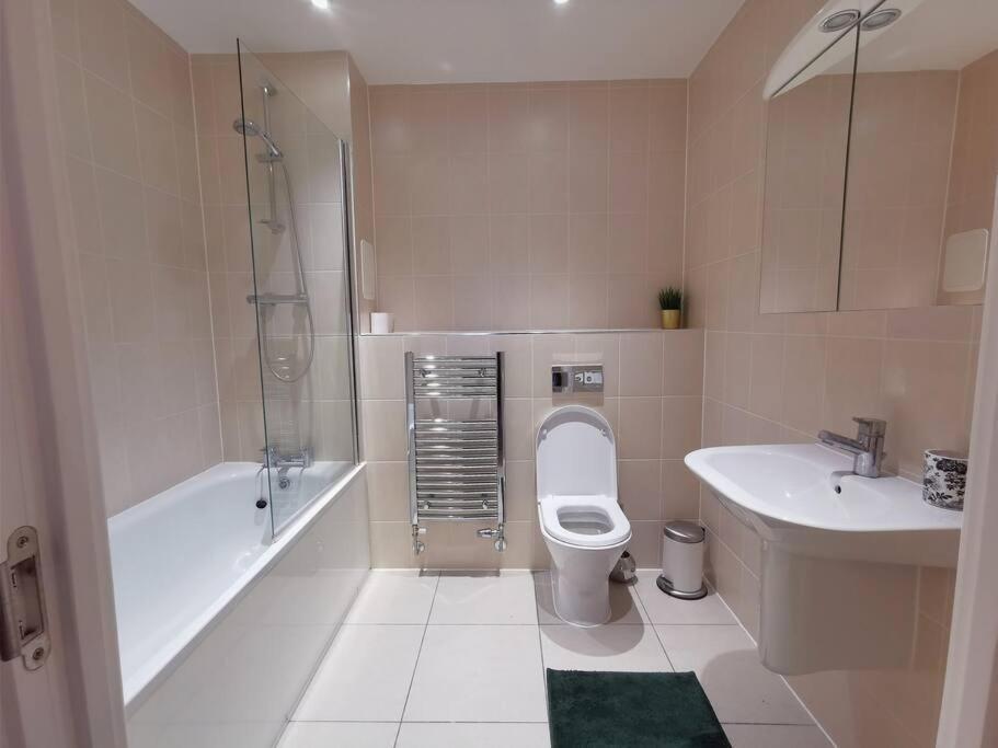 Ferienwohnung Felix Hub London Exterior foto